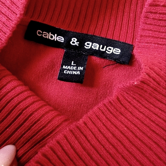 Cable & Gauge Beaded Mock Neck Sleeveless Lightweight Knit Sweater Top - Picture 7 of 7